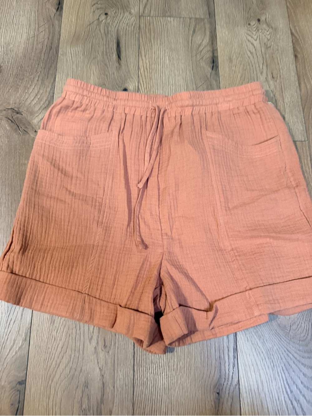 Main Strip Peach Drawstring High-Waist Gauze Shorts